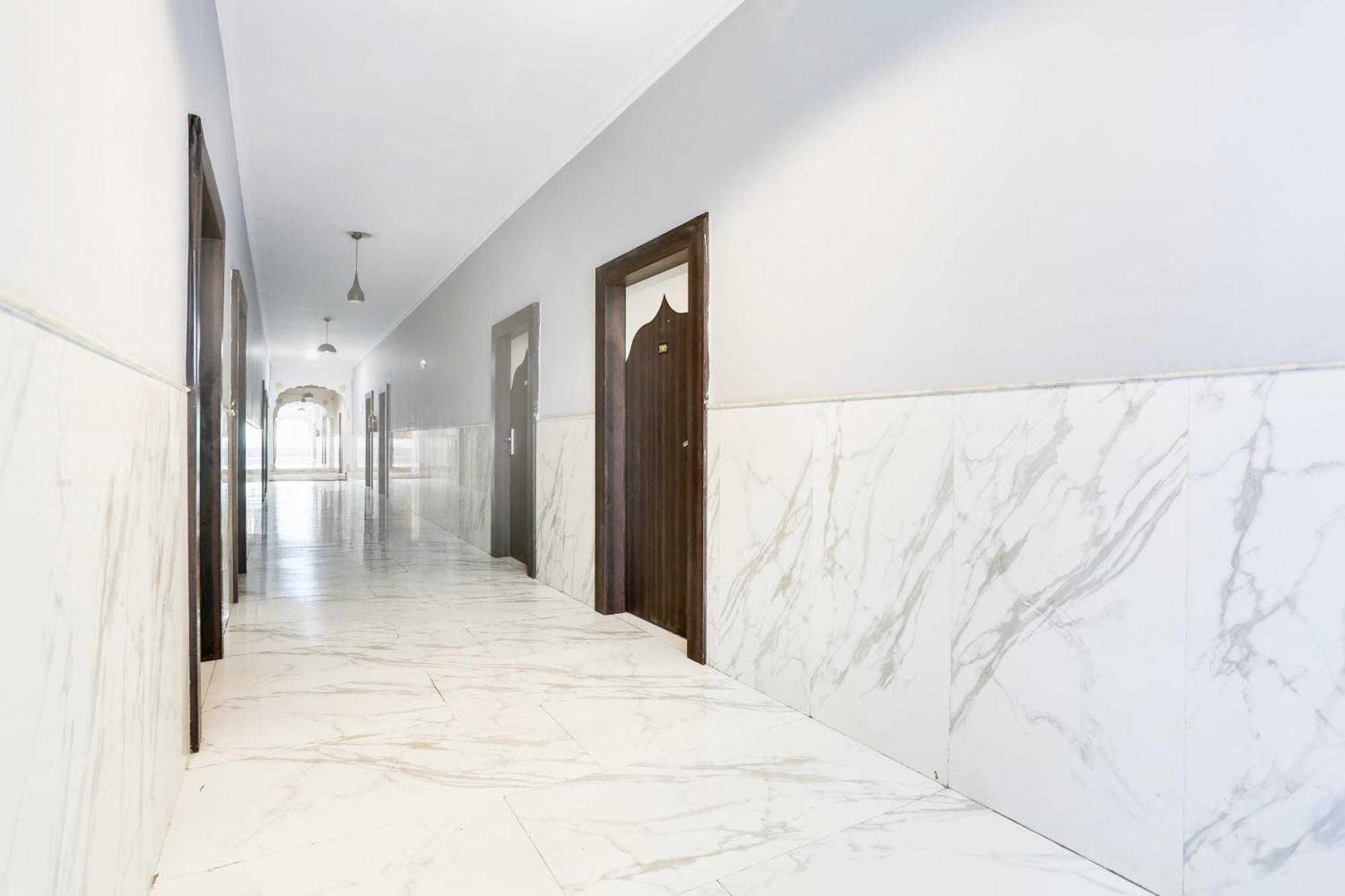 Hotel Super Collection O Bhiwadi Zewnętrze zdjęcie