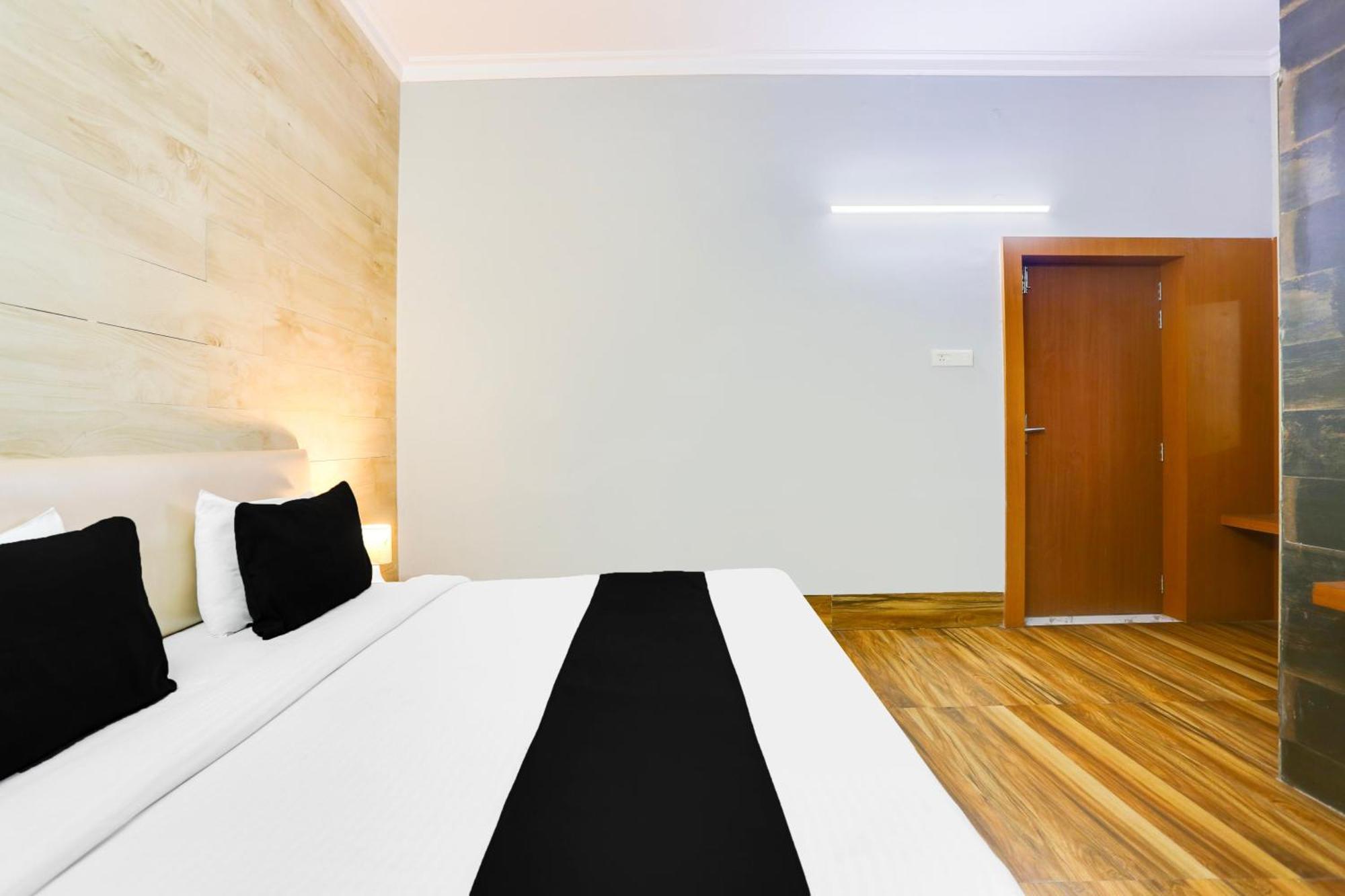 Hotel Super Collection O Bhiwadi Zewnętrze zdjęcie
