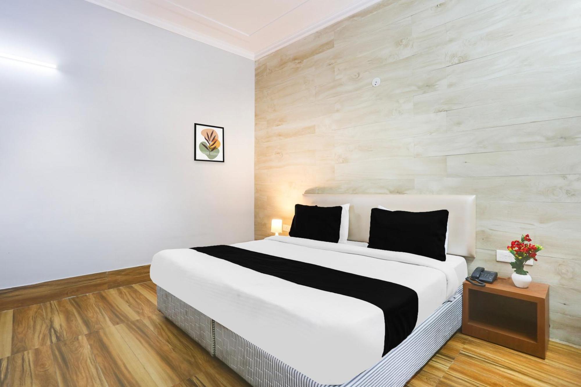Hotel Super Collection O Bhiwadi Zewnętrze zdjęcie