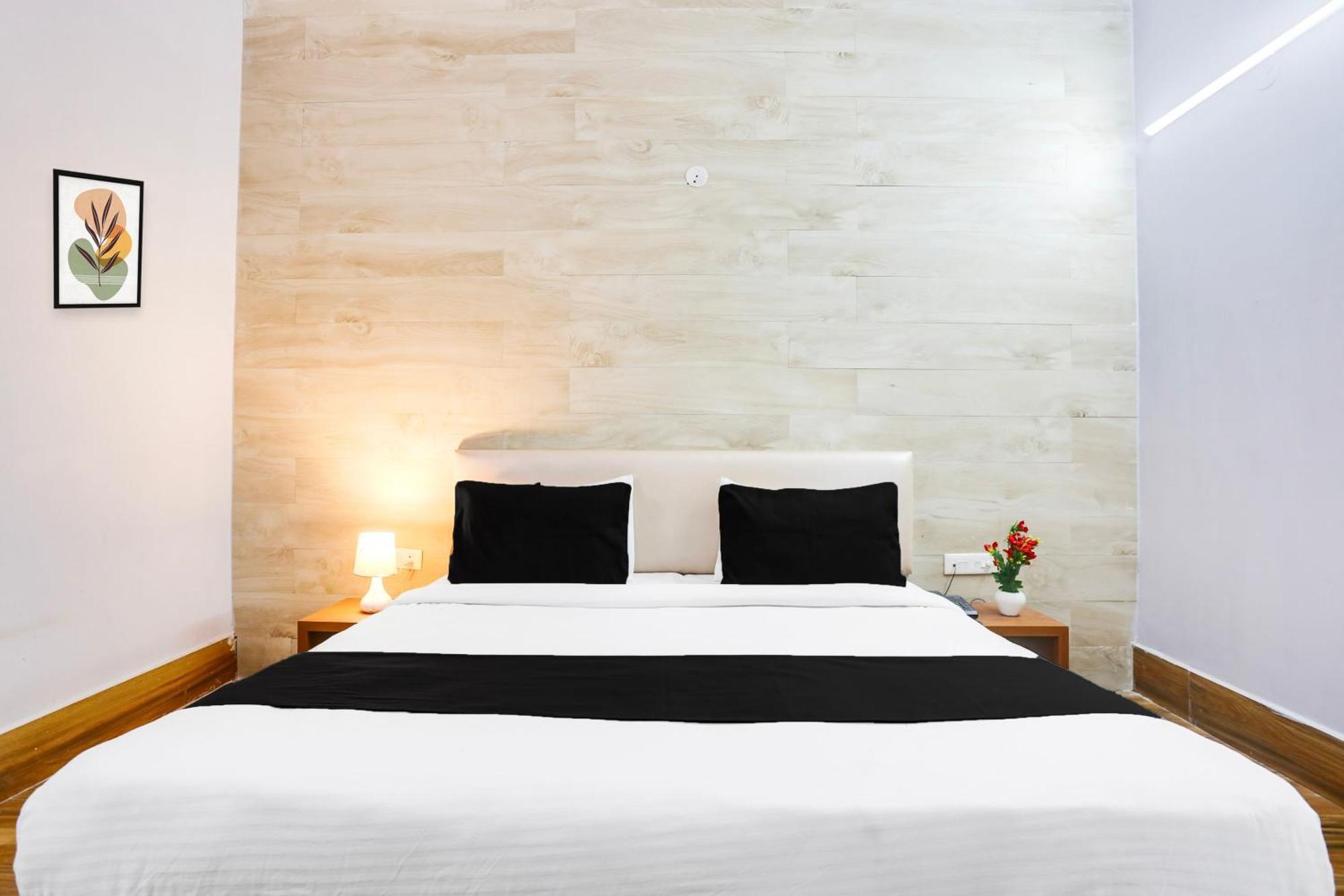 Hotel Super Collection O Bhiwadi Zewnętrze zdjęcie