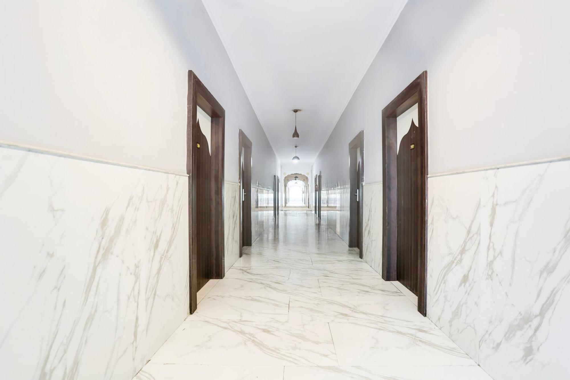 Hotel Super Collection O Bhiwadi Zewnętrze zdjęcie