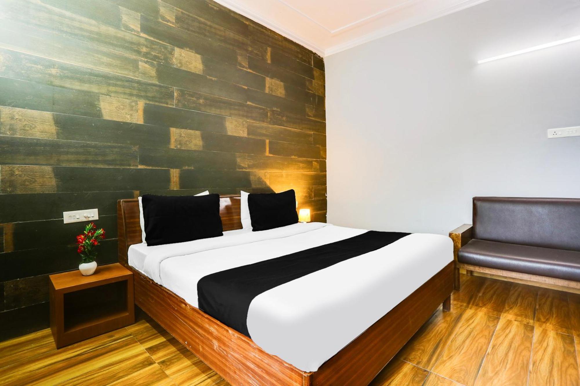 Hotel Super Collection O Bhiwadi Zewnętrze zdjęcie
